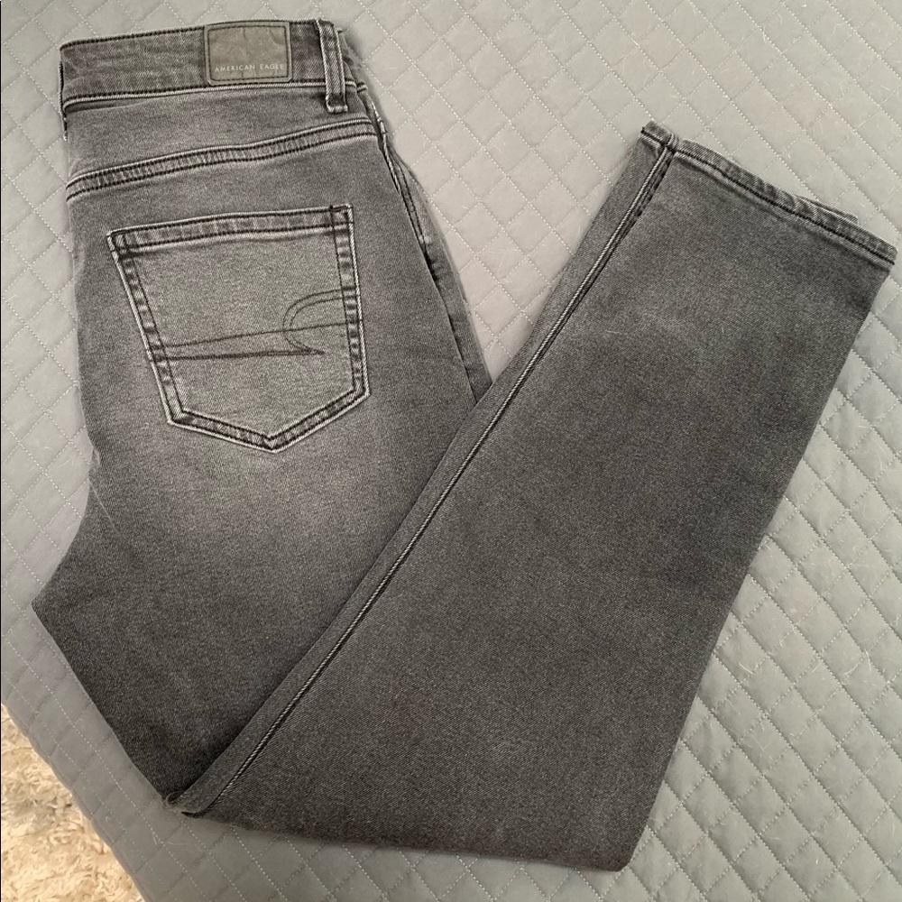 American Eagle Mom Jeans